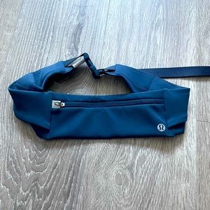 Lululemon Fast and Free Running Belt